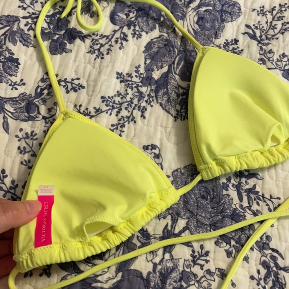 Neon Yellow VS Bikini 👙 - Picture 4 of 8